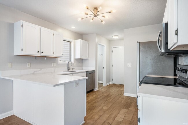 Building Photo - 15007 Knobcone Ct