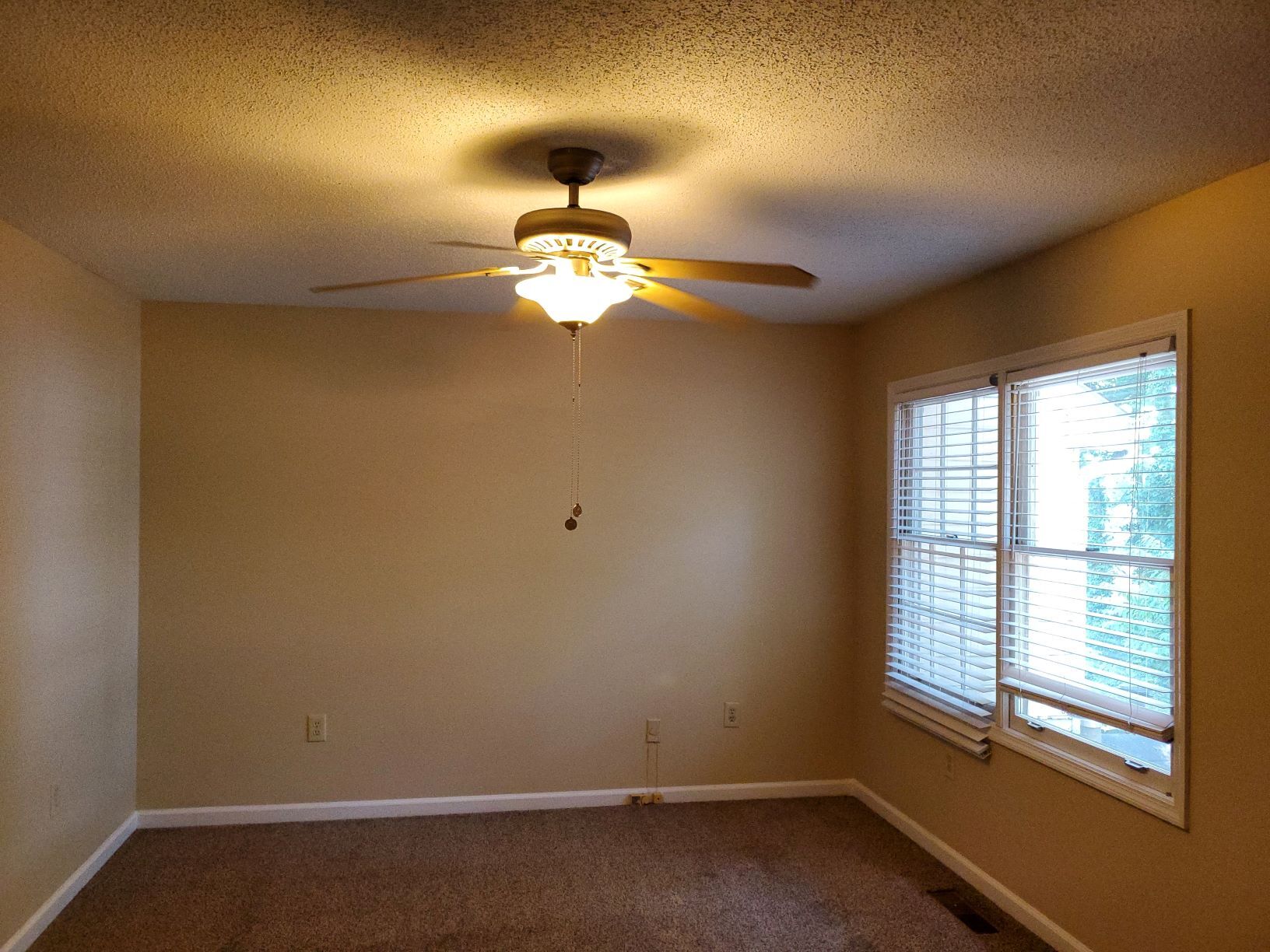 Master Bedroom - 1704 Twin Brooks Dr SE