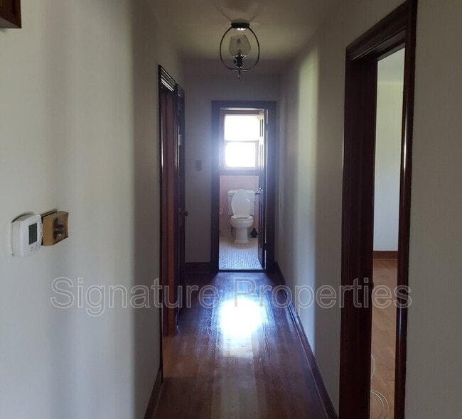 Building Photo - 7285 Beulah Church Rd