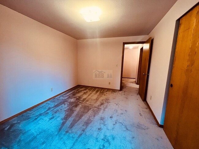 Building Photo - Absolutely Gorgeous Single Family Home located at Olympia!