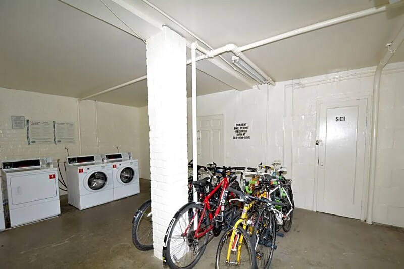 Building Photo - 3408 Gunston Rd