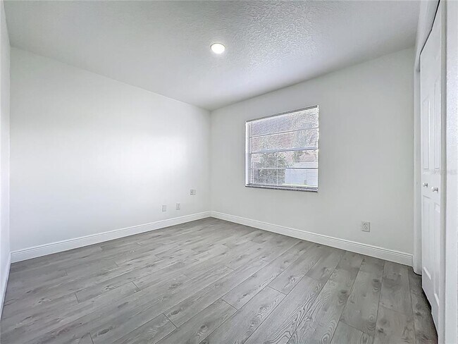 Building Photo - 7609 Winter Shade Dr