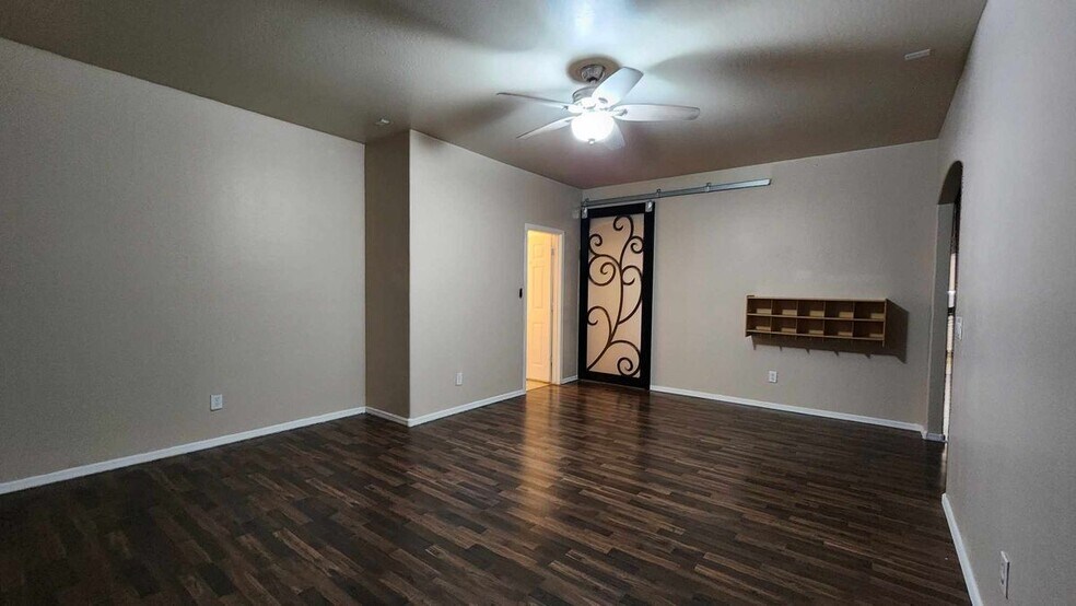 Building Photo - 43274 W Kimberly St