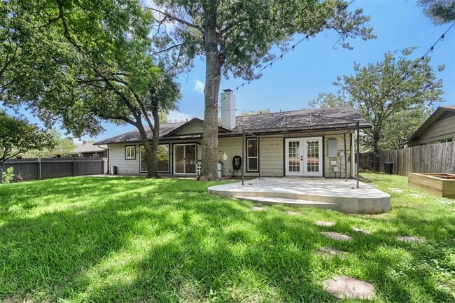 Building Photo - 1602 Thornridge Rd