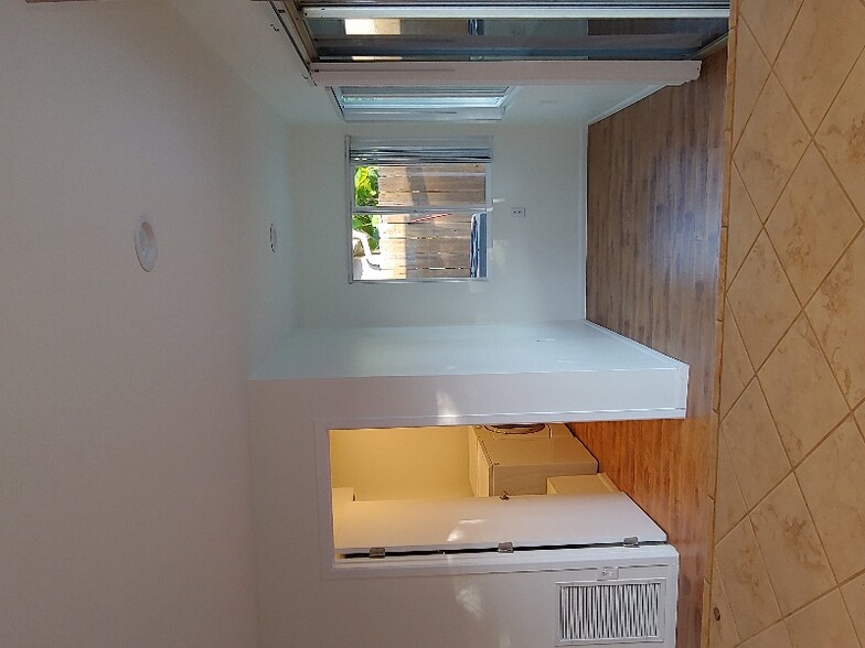 Building Photo - 4516 Kickapoo Ct