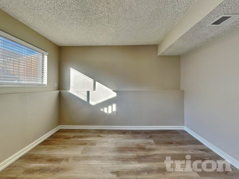 Building Photo - 9181 Newton St