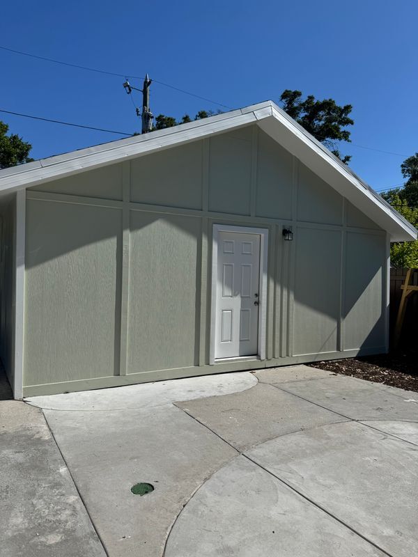 Building Photo - 803 22nd Ave N