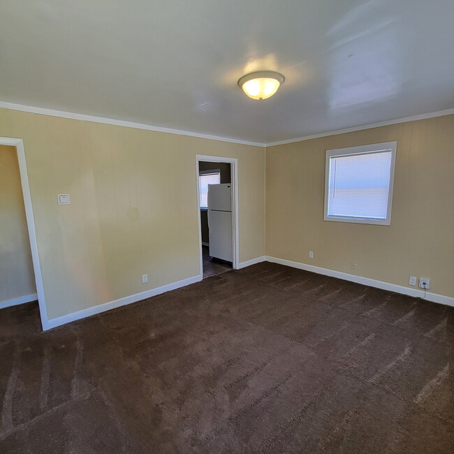 Building Photo - Near Northwest 3BR/2BA Home!