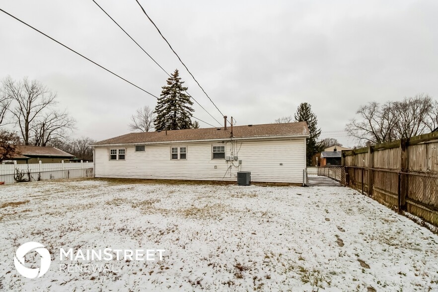 Building Photo - 4793 Carbondale Dr
