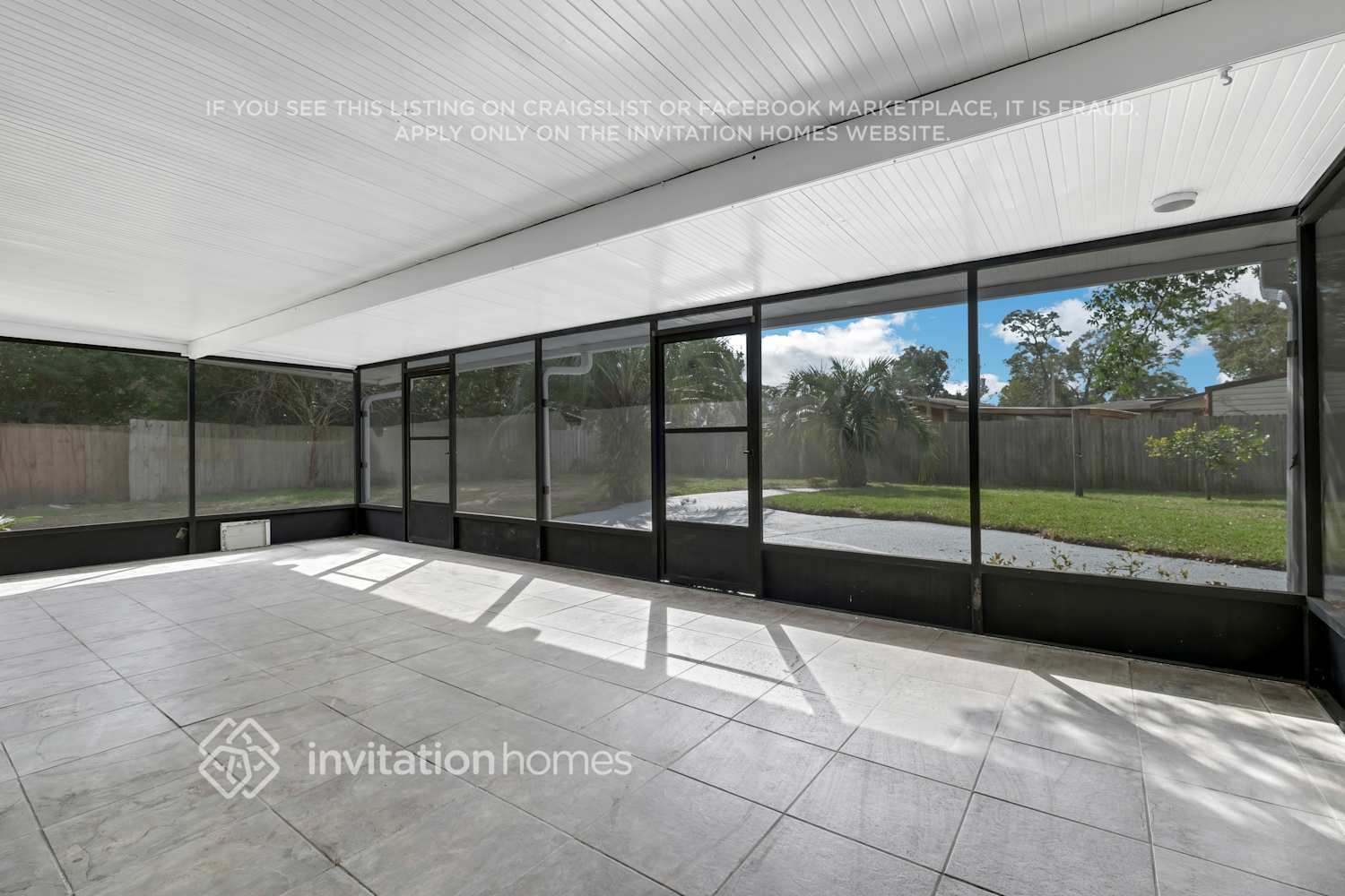 Building Photo - 5750 Cedar Forest Dr N