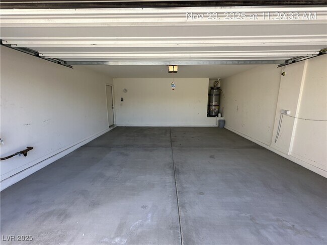 Building Photo - 4924 Eterno St