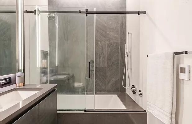 Building Photo - 77 Charlton St