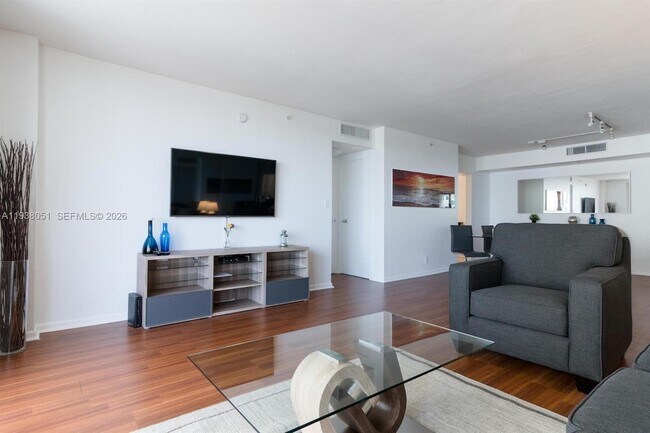 Building Photo - 9195 Collins Ave