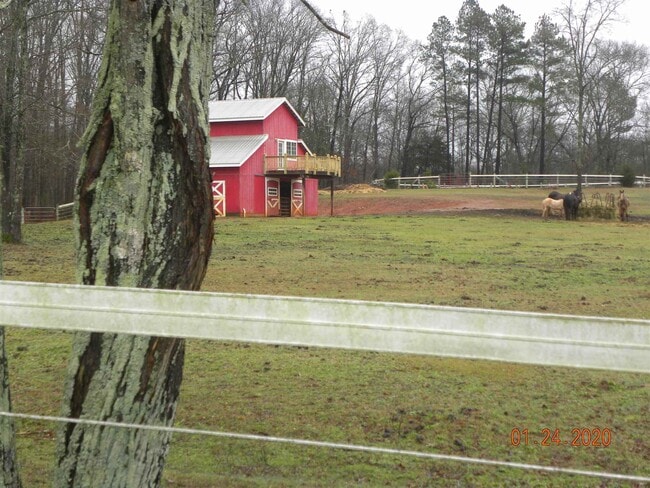 Building Photo - 3575 Jefferson River Rd