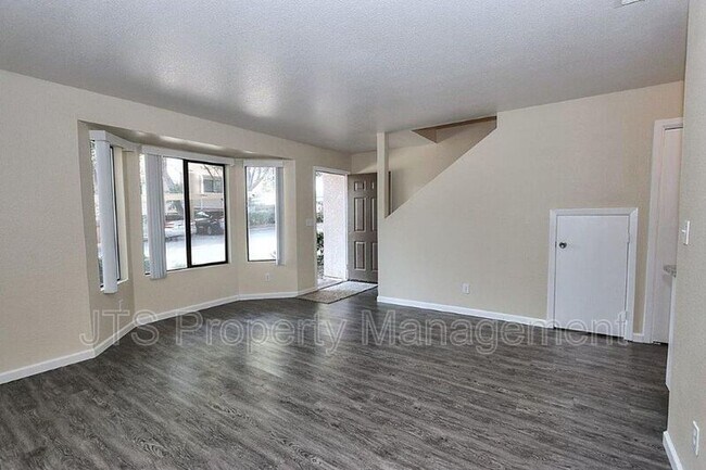 Building Photo - 5828 Alorn Ln