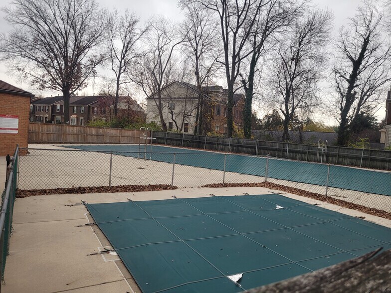 Building Photo - 7415 Fountain Head Dr