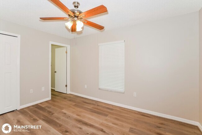 Building Photo - 902 English Oaks Ct