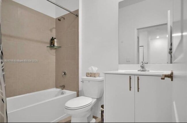 Building Photo - 4 bedroom in Miami Gardens FL 33169