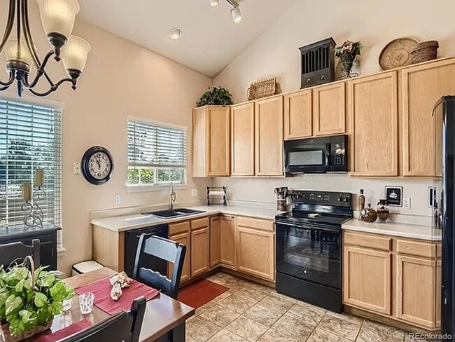 Building Photo - Beautiful 3 Bedroom 3.5 Bath Home in Highlands Ranch – Finished Basement & Great Location!