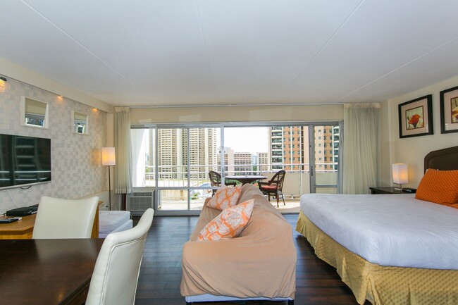 Building Photo - ILIKAI 1430 -Prime Living in Waikiki -