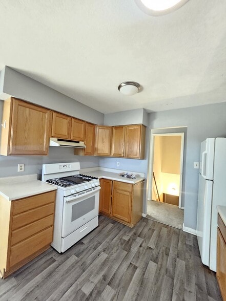 Building Photo - 3903 Oakshire Rd