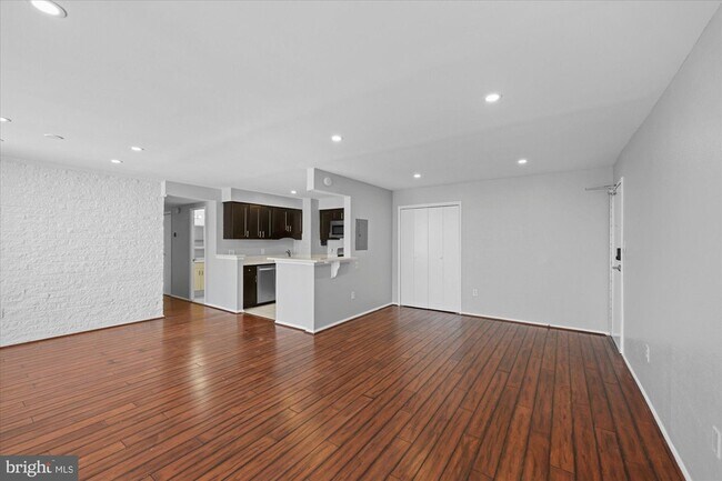 Building Photo - 4 S Van Dorn St