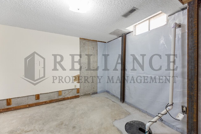 Building Photo - 2521 N Bleckley
