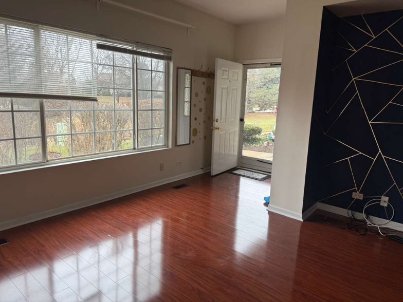 Building Photo - 72 Heather Glen Dr