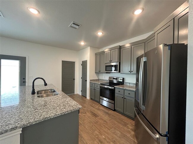 Building Photo - 7806 Purvis St