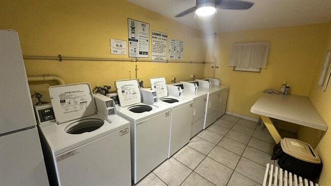 Building Photo - 625 Antioch Ave