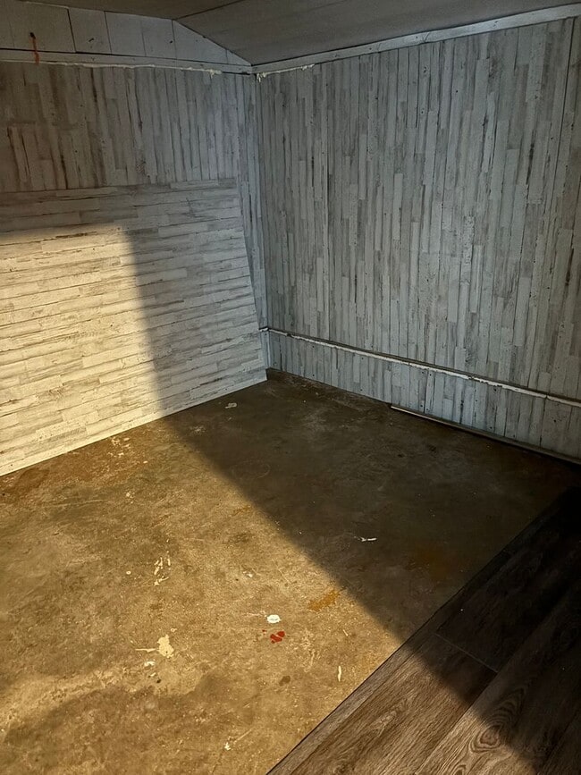 Building Photo - 3 Bedroom Home in Searcy