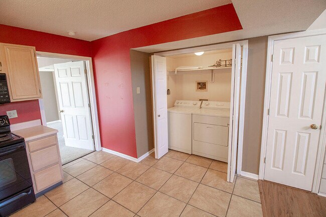 Building Photo - 4615 Brandon Woods St
