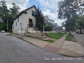 Building Photo - 1034 Blendon Pl