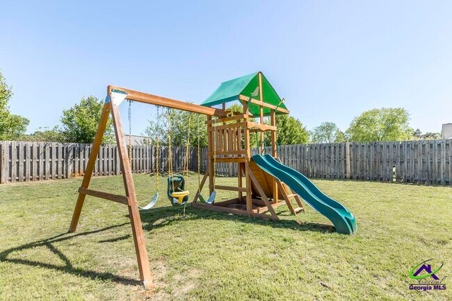 Building Photo - 105 Regency Ct