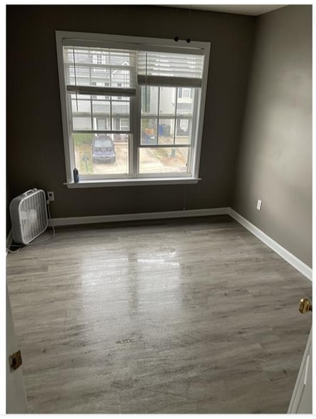 Building Photo - 2441 Bay Harbor Dr