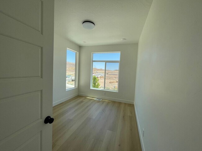 Building Photo - 2778 Silver Cholla Ln