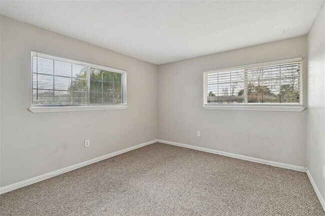 Building Photo - 1695 Lee Rd