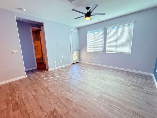 Building Photo - 4100 S Pinelake Way