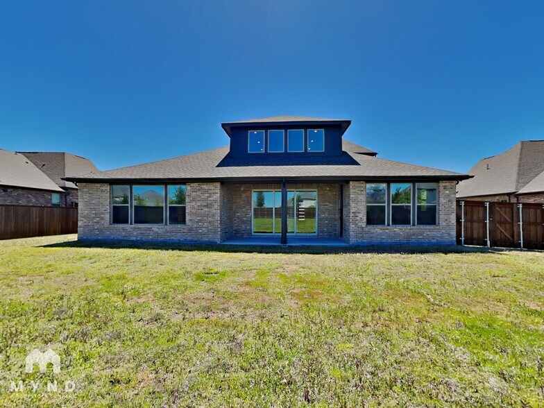 Building Photo - 12108 Buffalo Hills Dr