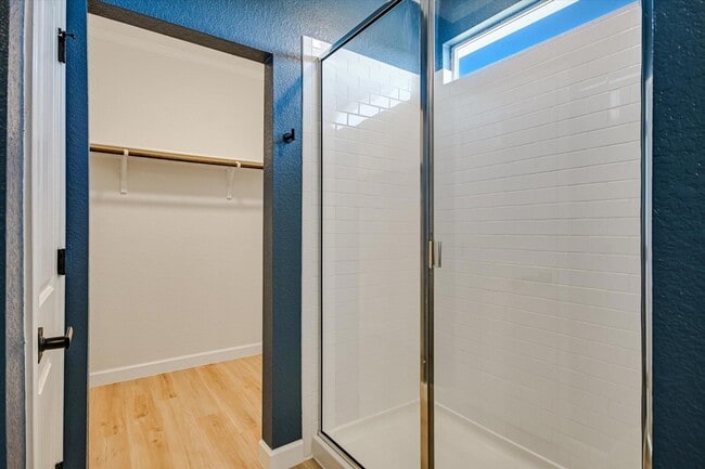 Building Photo - 507 Bluffview Dr.