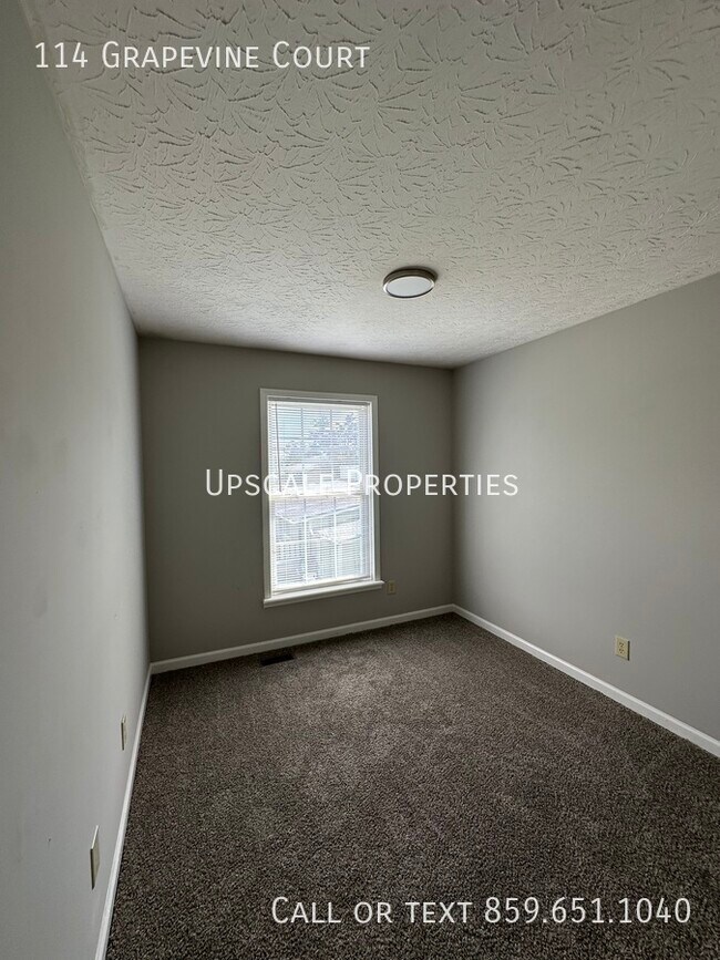 Building Photo - 114 Grapevine Ct