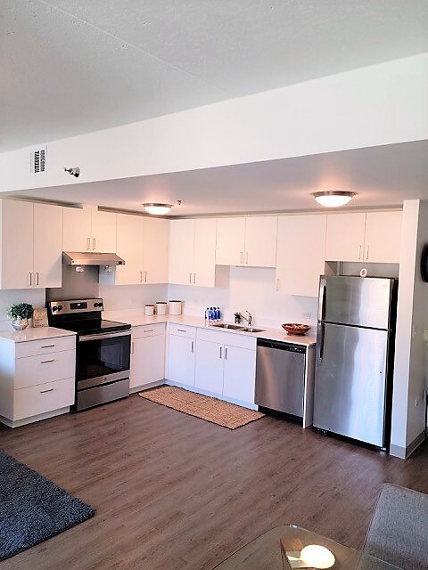 Building Photo - Elm 551 at Parkside