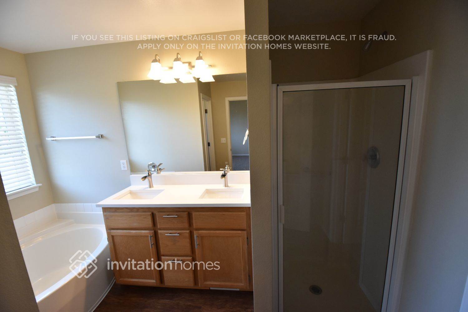 Building Photo - 2321 171st St E