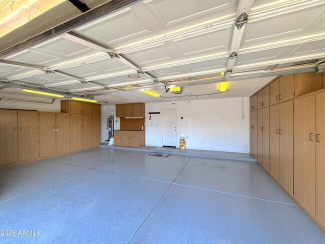Building Photo - 5837 E Inca St