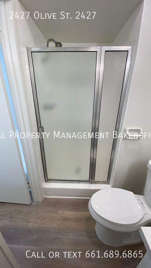 Building Photo - 2427 Olive St