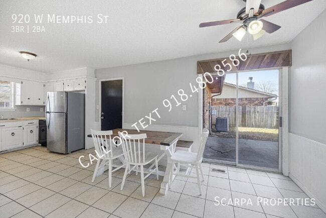 Building Photo - 920 W Memphis St