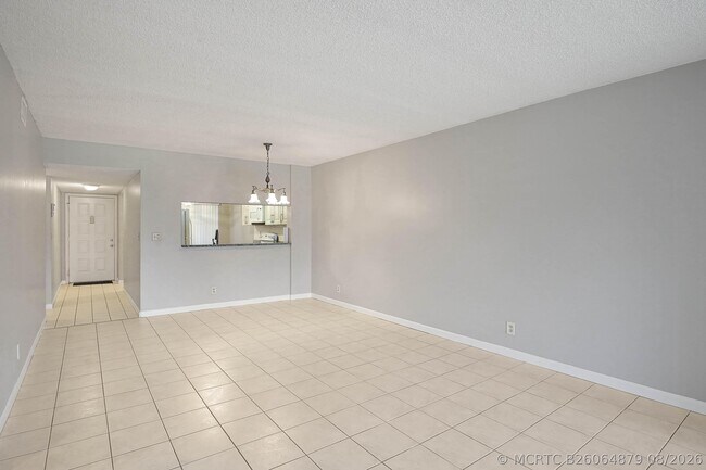 Building Photo - 7593 Tahiti Ln