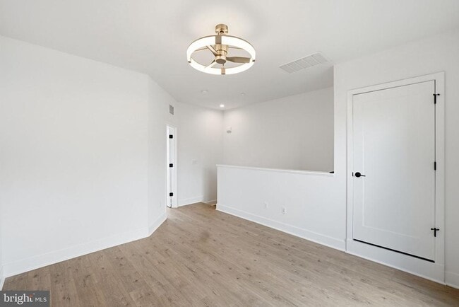 Building Photo - 5548 Topaz Ln
