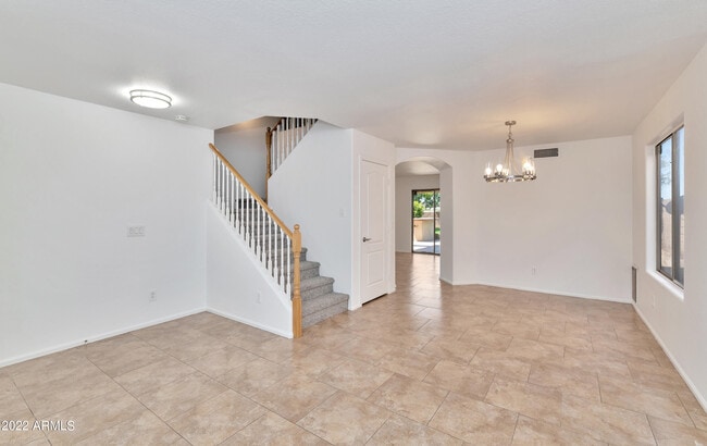 Building Photo - 3617 E Potter Dr
