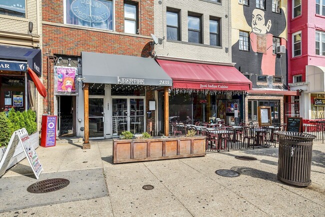 Building Photo - 2 bedroom 2 bath condo in Adams Morgan